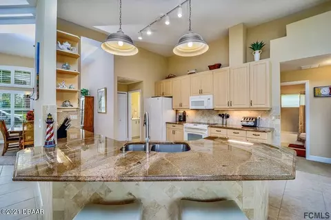 1212 Harwick Ln, Ormond Beach, FL 32174 photo 4