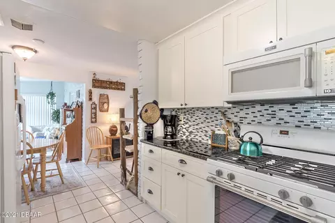 26 Briggs Dr, Ormond Beach, FL 32176 photo 12