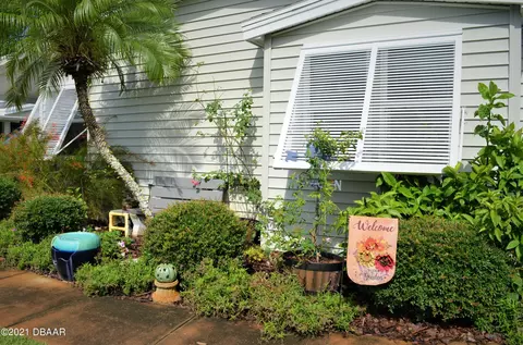 809 Masthead Ln, Edgewater, FL 32141 photo 3