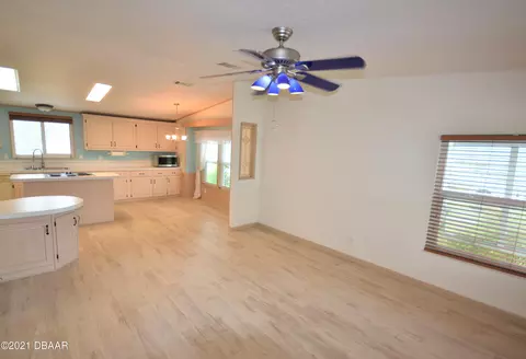 809 Masthead Ln, Edgewater, FL 32141 photo 10