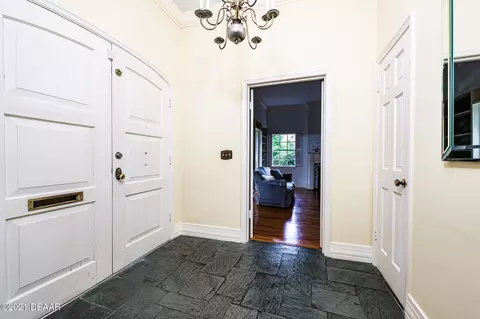 3 Riverside Cir, Ormond Beach, FL 32176 photo 3