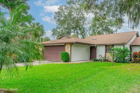 1202 Bond St, Edgewater, FL 32132 photo 2