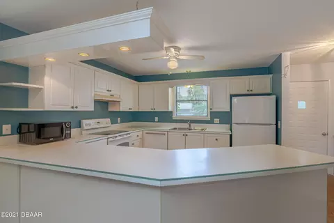 1202 Bond St, Edgewater, FL 32132 photo 7