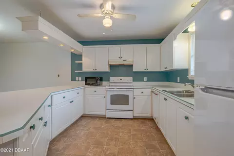 1202 Bond St, Edgewater, FL 32132 photo 8