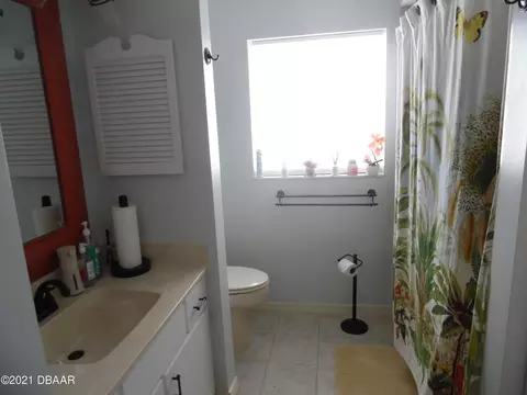 125 Dianne Dr, Ormond Beach, FL 32176 photo 9