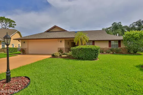 32 Kingsley Cir, Ormond Beach, FL 32174 photo 3