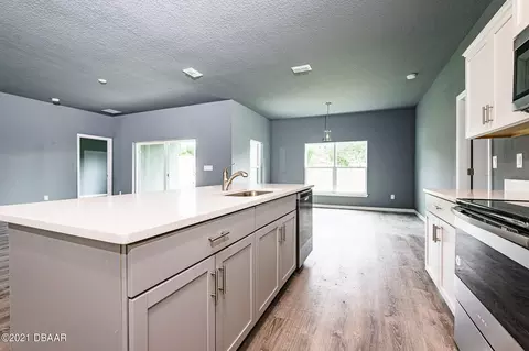2023 Juniper Dr, Edgewater, FL 32141 photo 9