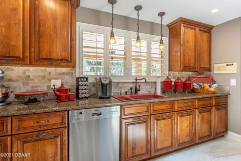 1061 John Anderson Dr, Ormond Beach, FL 32176 photo 5