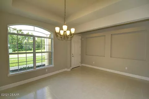 372 Stirling Bridge Dr, Ormond Beach, FL 32174 photo 4