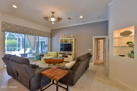 561 Aldenham Ln, Ormond Beach, FL 32174 photo 8