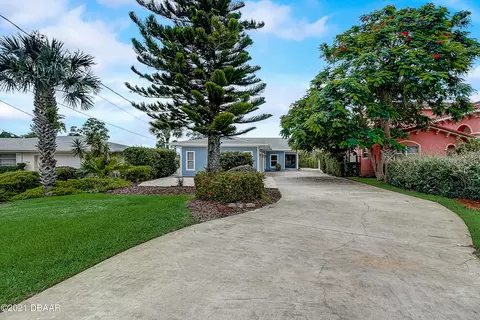 718 Riverside Dr, Ormond Beach, FL 32176 photo 4