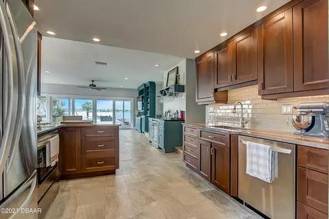 718 Riverside Dr, Ormond Beach, FL 32176 photo 16