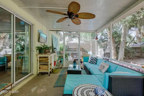 2129 Pine Tree Dr, Edgewater, FL 32141 photo 3