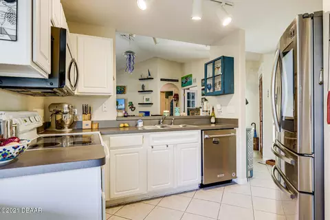 2129 Pine Tree Dr, Edgewater, FL 32141 photo 7