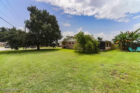 4 Kingfisher Ln, Edgewater, FL 32141 photo 3