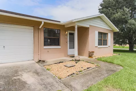 4 Kingfisher Ln, Edgewater, FL 32141 photo 2