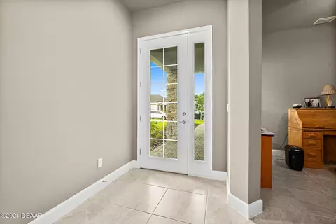 851 Pinewood Dr, Ormond Beach, FL 32174 photo 4