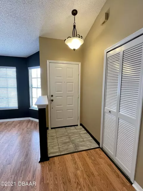 19 Surrey Rd, Debary, FL 32713 photo 6