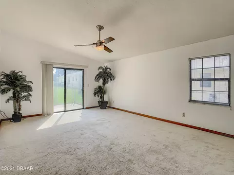 311 Paradise Ln, Edgewater, FL 32132 photo 5