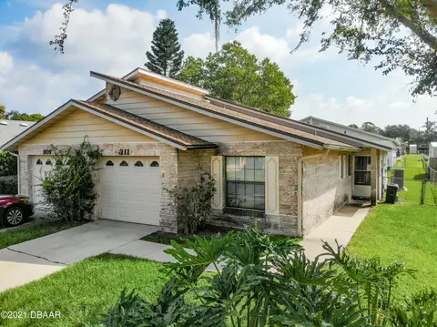 311 Paradise Ln, Edgewater, FL 32132 photo 2