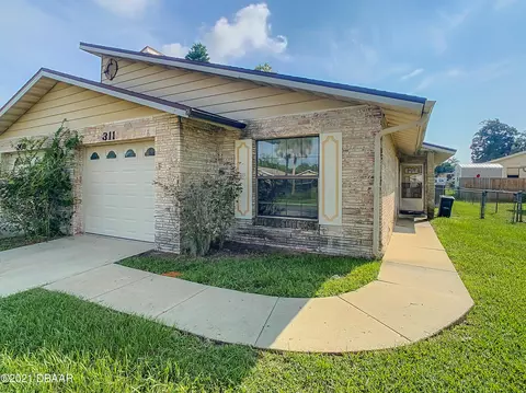 311 Paradise Ln, Edgewater, FL 32132 photo 3