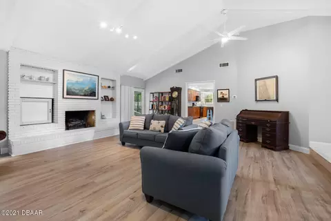 8 Crooked Tree Trl, Ormond Beach, FL 32174 photo 9