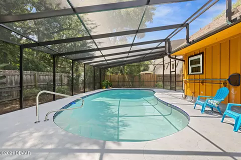 8 Crooked Tree Trl, Ormond Beach, FL 32174 photo 2