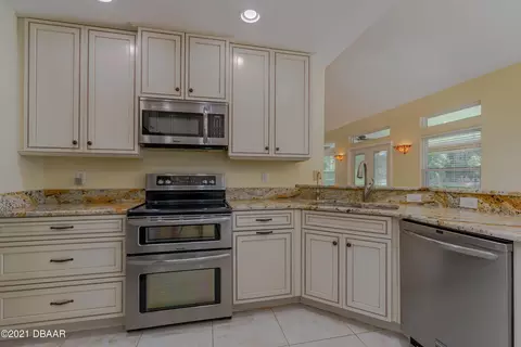 244 Conifer Ln, Ormond Beach, FL 32174 photo 5