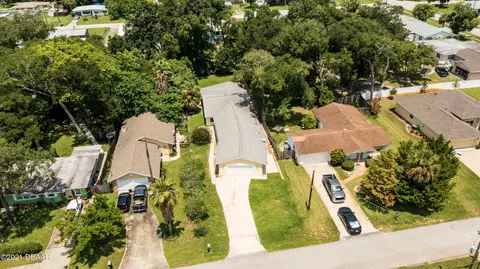 147 Hernandez Ave, Ormond Beach, FL 32174 photo 2
