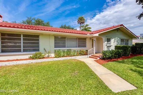95 John Anderson Dr, Ormond Beach, FL 32176 photo 2