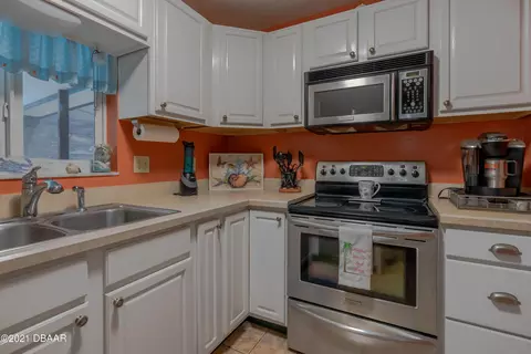 2615 Silver Palm Dr, Edgewater, FL 32141 photo 16