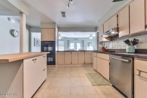 73 Coquina Dr, Ormond Beach, FL 32176 photo 17