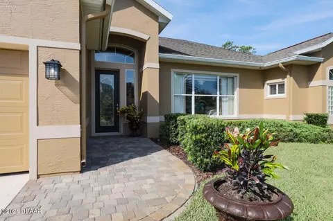 1284 Royal Pointe Ln, Ormond Beach, FL 32174 photo 3