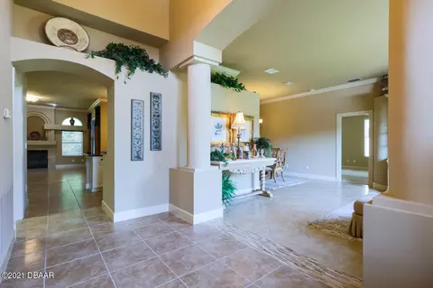 1284 Royal Pointe Ln, Ormond Beach, FL 32174 photo 5
