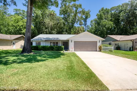 32 Oak Brook Dr, Ormond Beach, FL 32174 photo 4