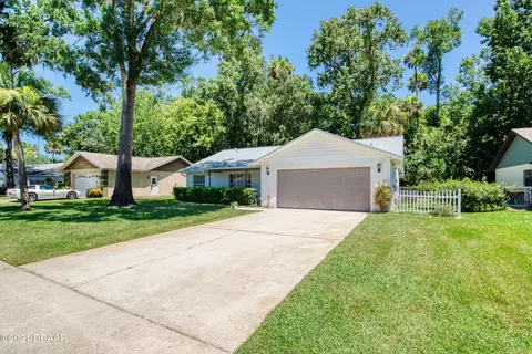 32 Oak Brook Dr, Ormond Beach, FL 32174 photo 5