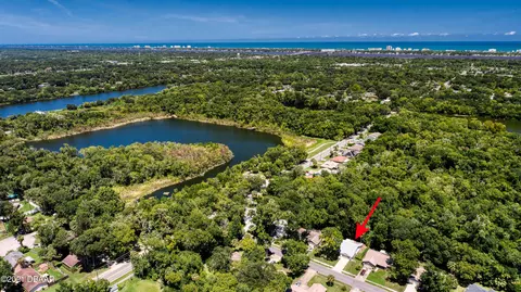 32 Oak Brook Dr, Ormond Beach, FL 32174 photo 2