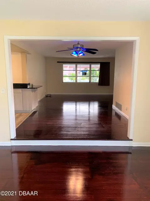 480 N Halifax Dr, Ormond Beach, FL 32176 photo 8