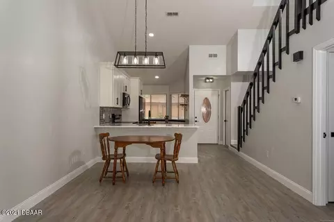 5 Park Ter, Ormond Beach, FL 32174 photo 8