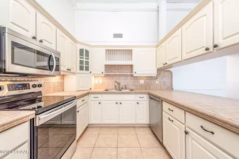 3 Petrea Ter, Ormond Beach, FL 32174 photo 2