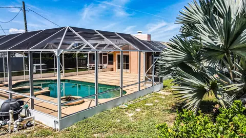 120 Mariners Dr, Ormond Beach, FL 32176 photo 4