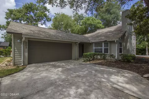 231 Coventry Ct, Ormond Beach, FL 32174 photo 2