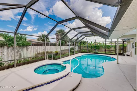 9 Sea Hawk Dr, Ormond Beach, FL 32176 photo 11