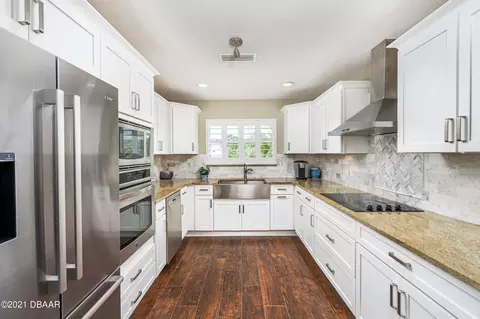 3545 John Anderson Dr, Ormond Beach, FL 32176 photo 6