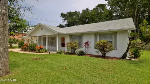895 N Ridgewood Ave, Ormond Beach, FL 32174 photo 2