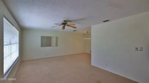 895 N Ridgewood Ave, Ormond Beach, FL 32174 photo 4