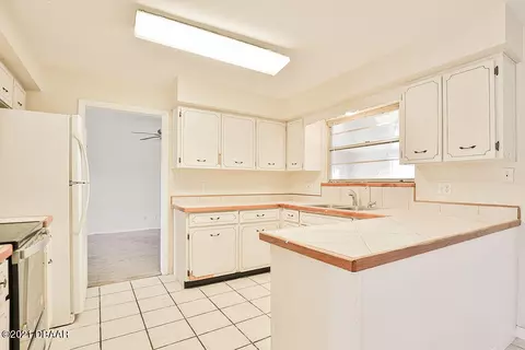 588 N Halifax Dr, Ormond Beach, FL 32176 photo 25