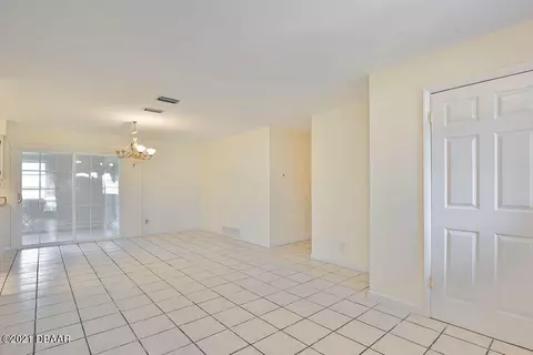 588 N Halifax Dr, Ormond Beach, FL 32176 photo 4