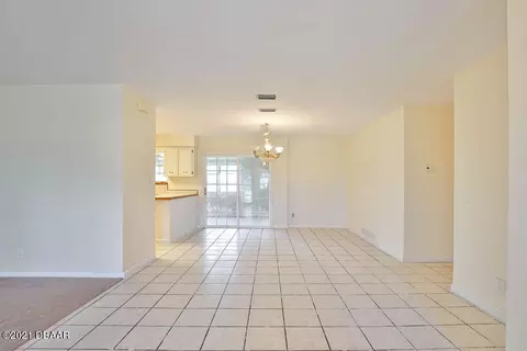 588 N Halifax Dr, Ormond Beach, FL 32176 photo 3