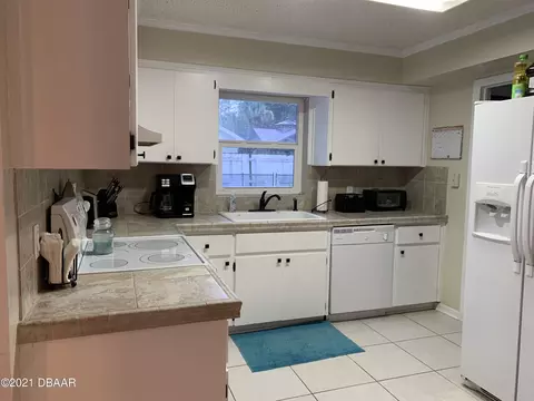 73 Broadmoor Cir, Ormond Beach, FL 32174 photo 5